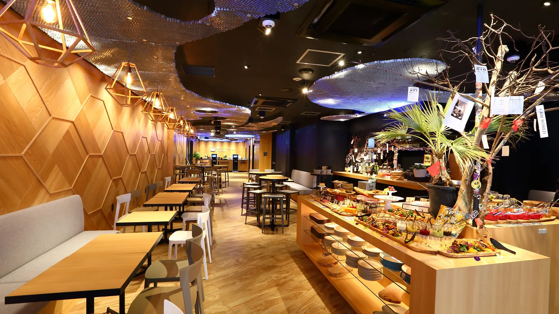 Henn Na Hotel Osaka Namba